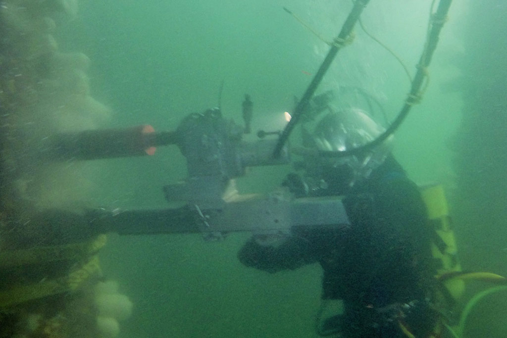Engineer Diver performing inspection underwater